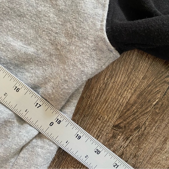 H & M Jacket Boys Kids 10-12 Youth Black White Gray Baseball Snap Button Pockets - Picture 7 of 9